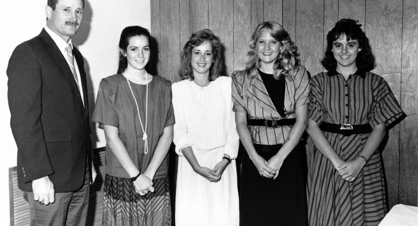 Kelley Smith visits with Youth Tour students in this file photo.