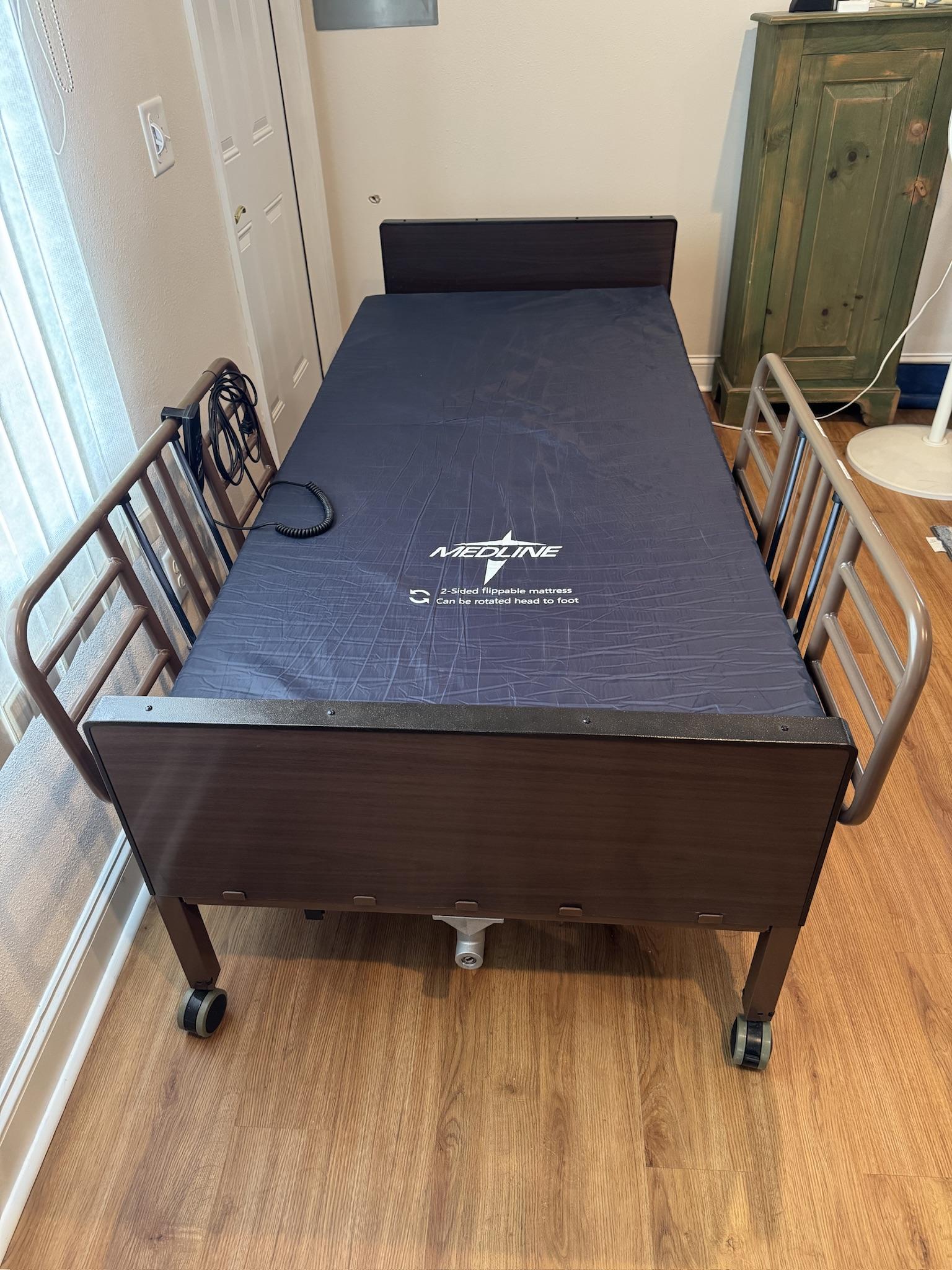 Hospital bed from head to foot.jpeg
