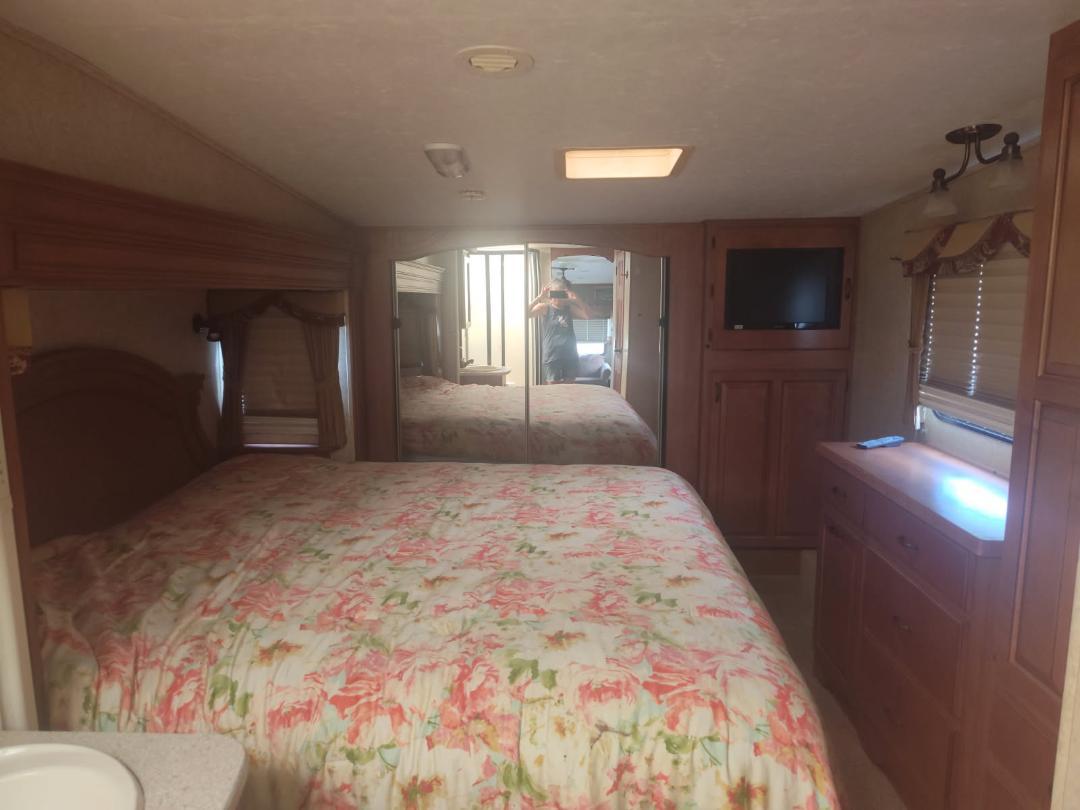 bedroom.jpg